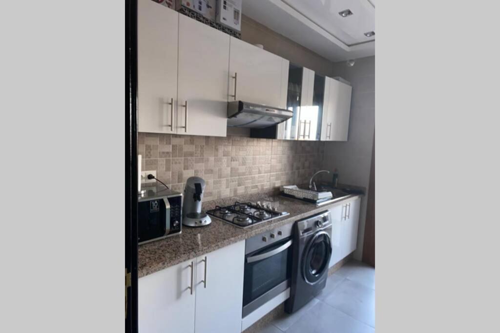 Appartement De 103M2 Dans Complexe Balneaire Lilac'S Garden Cabo Negro Dış mekan fotoğraf